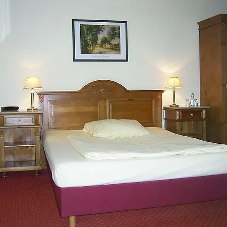 Bockshaut Hotell 3*