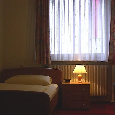Bockshaut Hotell 3*